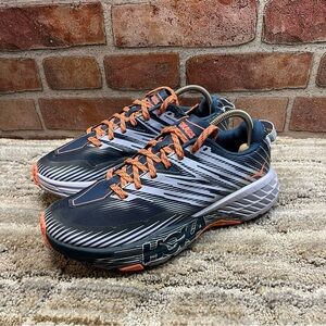 Hoka one speedgoat 4 wide women’s size 7D